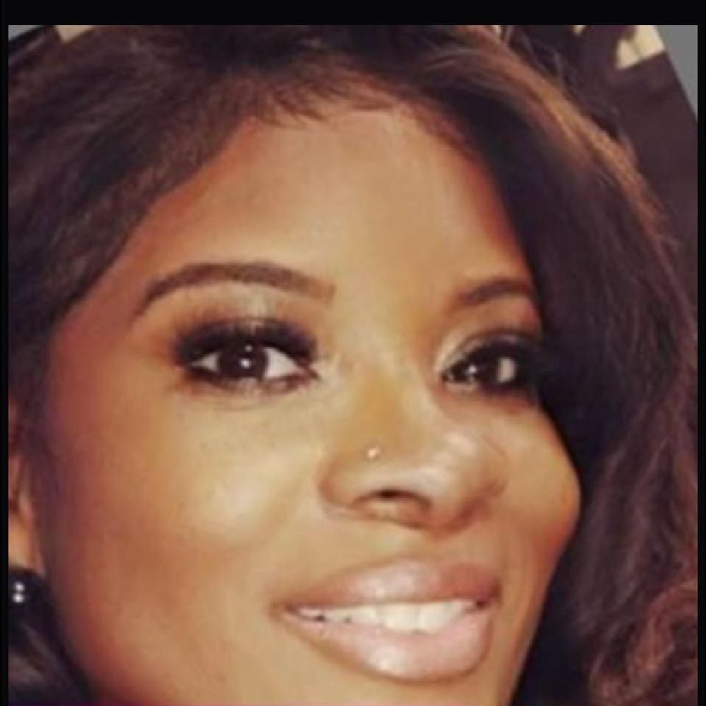 Meet your Posher, Sharmaine
